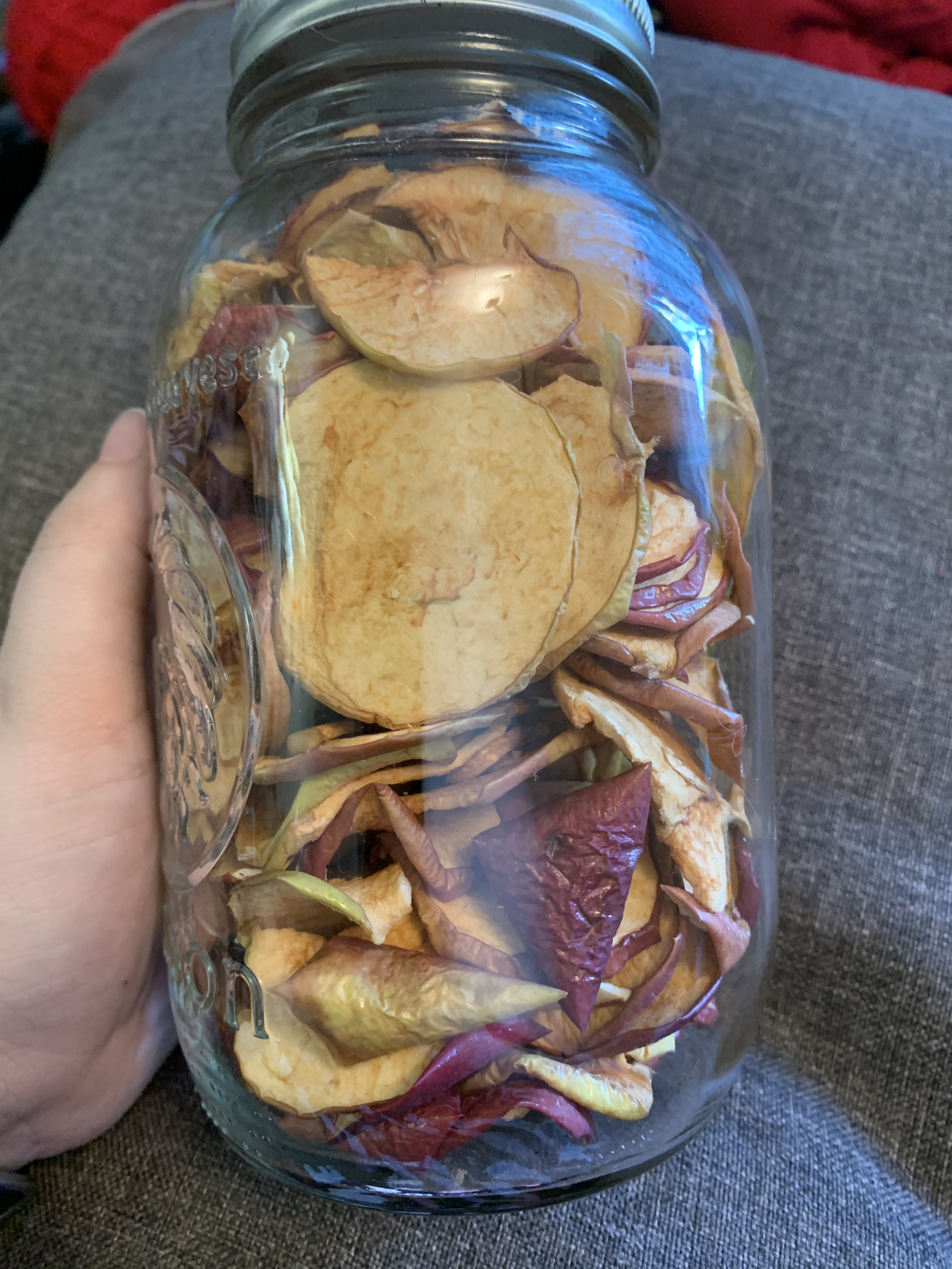 8EDCCF99-239C-40BA-9E8D-CF399C1F843D